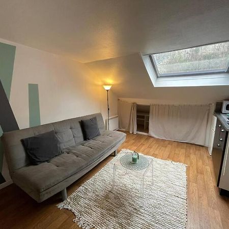 Le Cinq Sens, Studio Proche De La Gare Apartment Pontoise Bagian luar foto